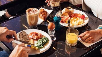 Se ofrece un desayuno a la carta entre semana (por un coste adicional)