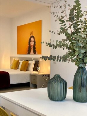 Family Studio | In-room safe, desk, laptop workspace, iron/ironing board - BEEAPARTMENTS  (Bari)
