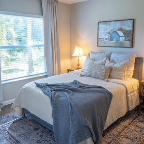3 bedrooms, desk, iron/ironing board, free WiFi