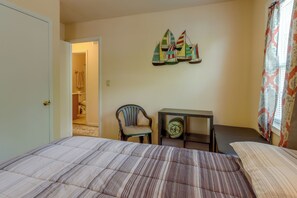 House (3 Bedrooms) | Interior - Lake of the Ozarks Vacation Rental w/ Boat Dock! (Edwards)