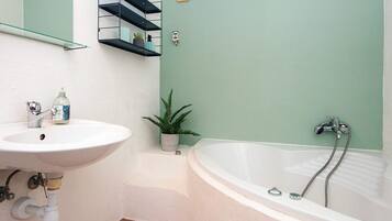 House | Spa treatment