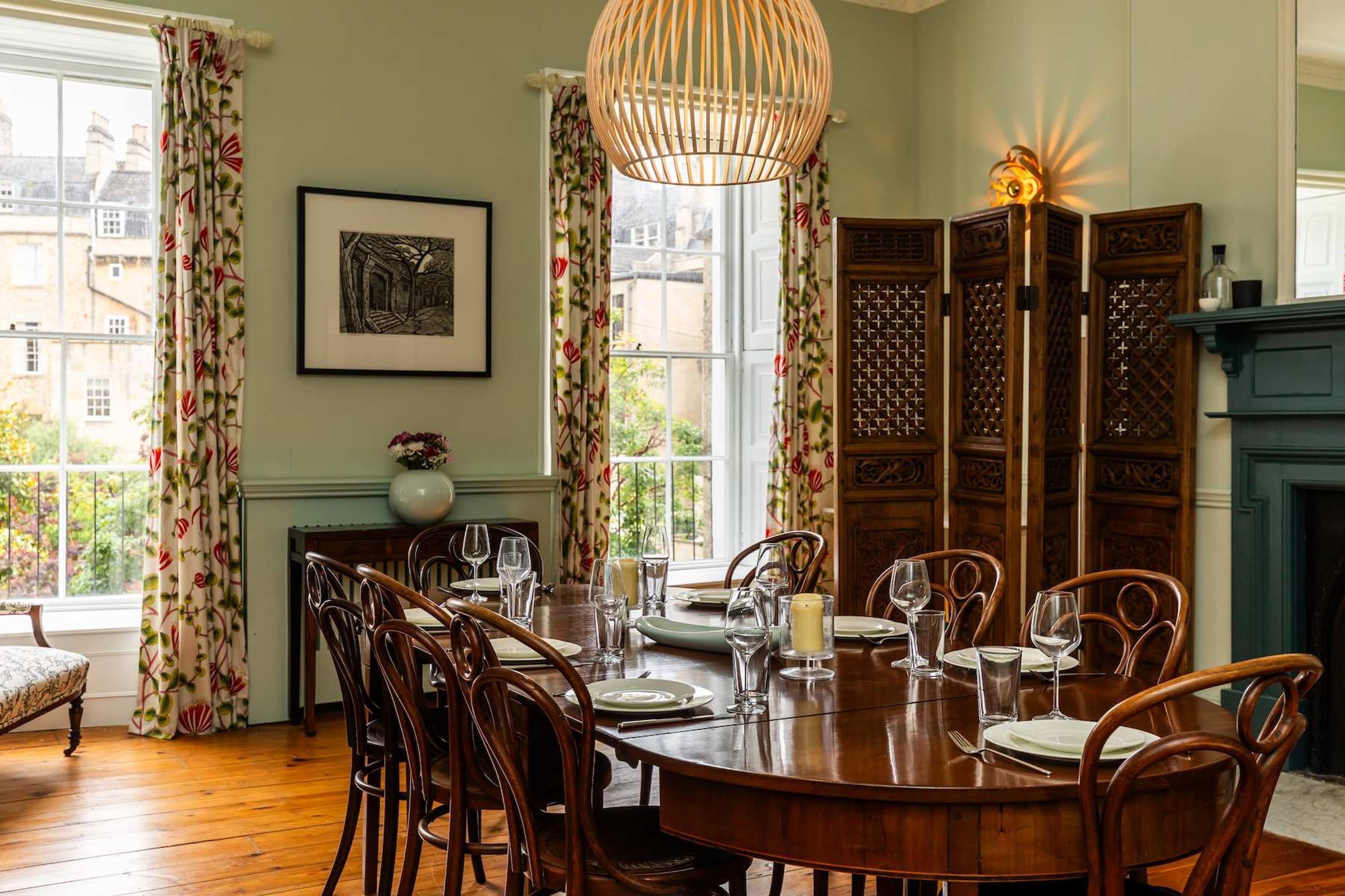 Casa | 5 quartos, acesso à internet de alta velocidade