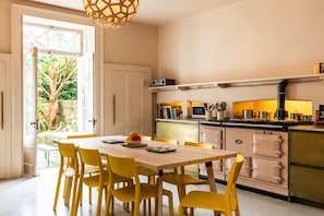 House | 5 bedrooms, Internet - Grand Georgian Townhouse With Garden (Bath)