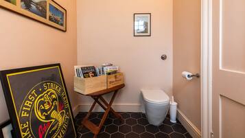 5 bedrooms, Internet