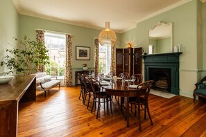 House | 5 bedrooms, Internet - Grand Georgian Townhouse With Garden (Bath)