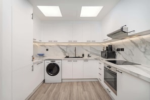 Fridge, microwave, stovetop, toaster