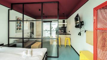 Appartamento Design, vista montagna | 1 camera, ferro/asse da stiro, Wi-Fi gratuito