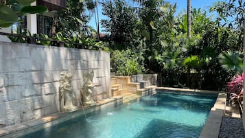 Piscina externa
