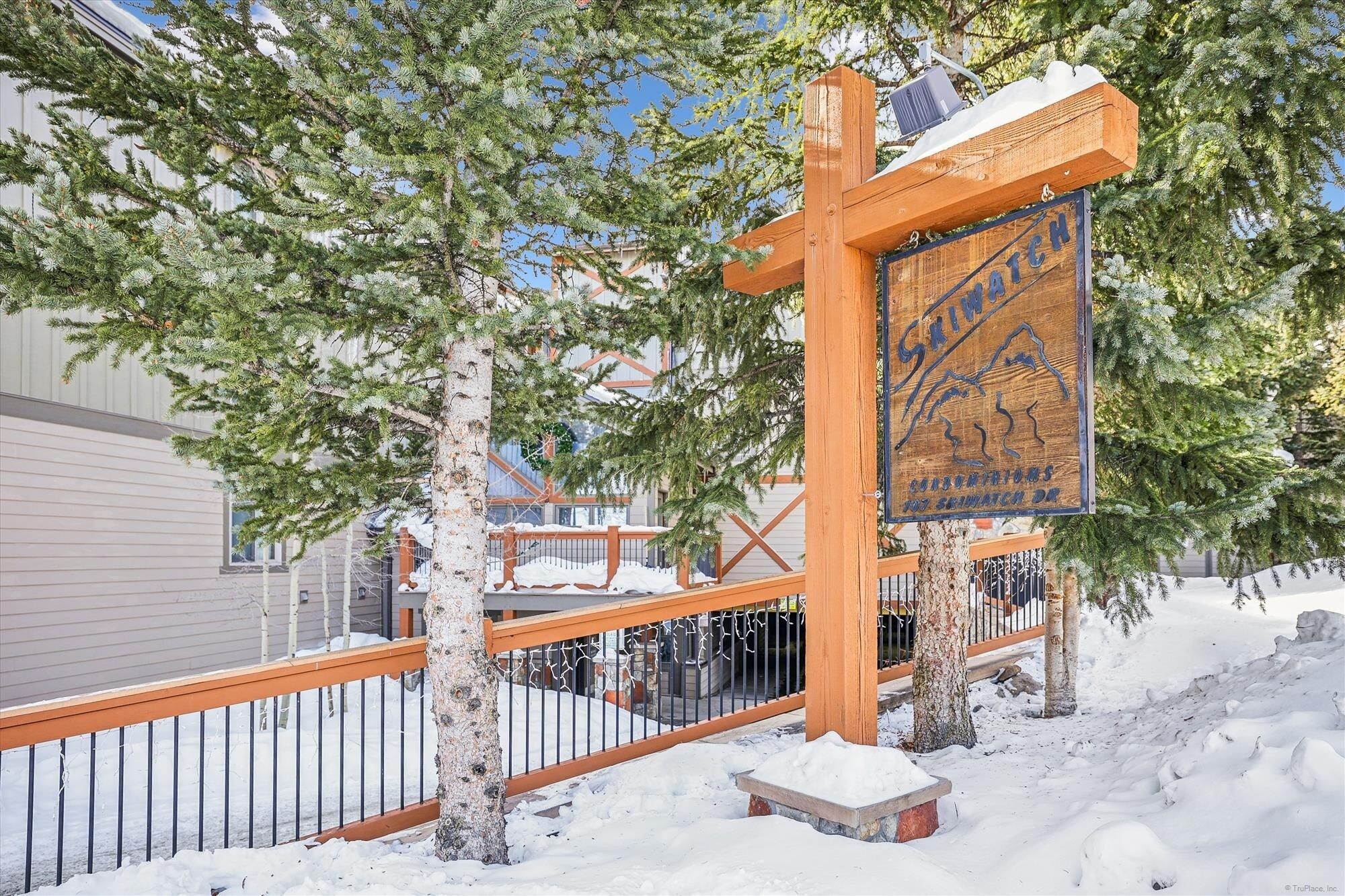 Condo, 2 Bedrooms | Exterior detail