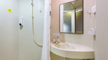 Economy Double Room | Bathroom | Shower, free toiletries, hair dryer, towels