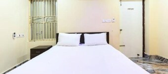 Goroomgo Moonlight Bhadrak