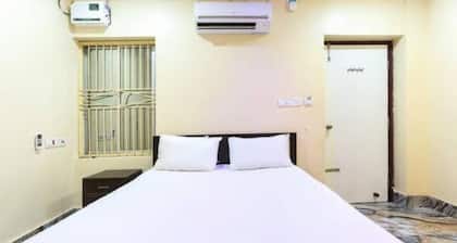 Goroomgo Moonlight Bhadrak