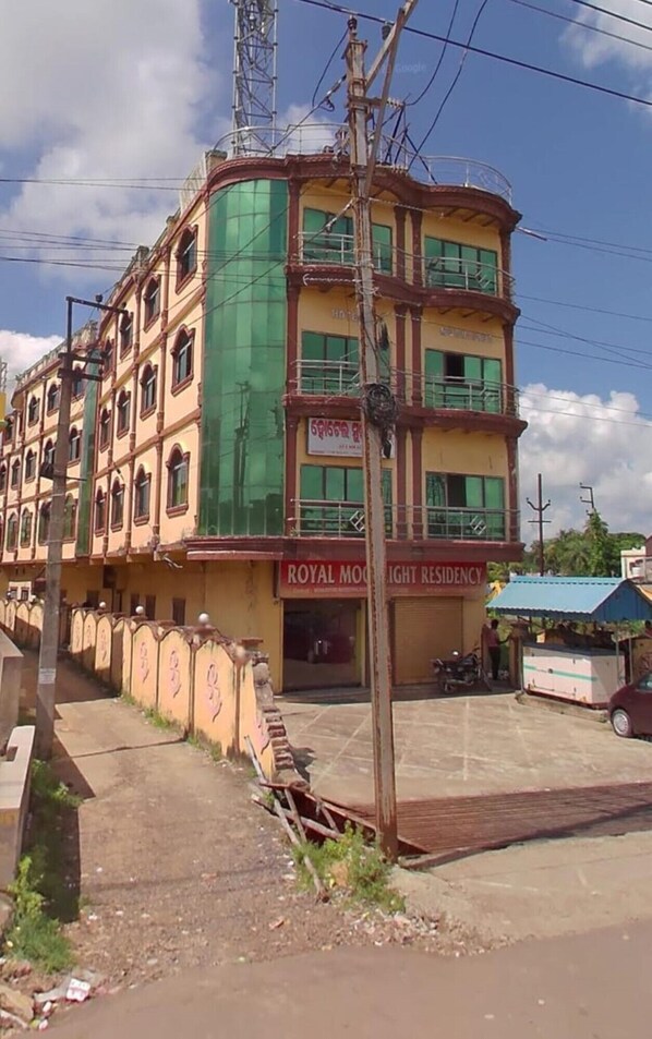 Exterior - Goroomgo Moonlight Bhadrak (Bhadrak)