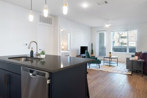 Apartment, 2 Bedrooms, Non Smoking | Private kitchen | Coffee/tea maker, toaster