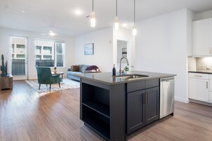 Apartment, 2 Bedrooms, Non Smoking | Private kitchen | Coffee/tea maker, toaster