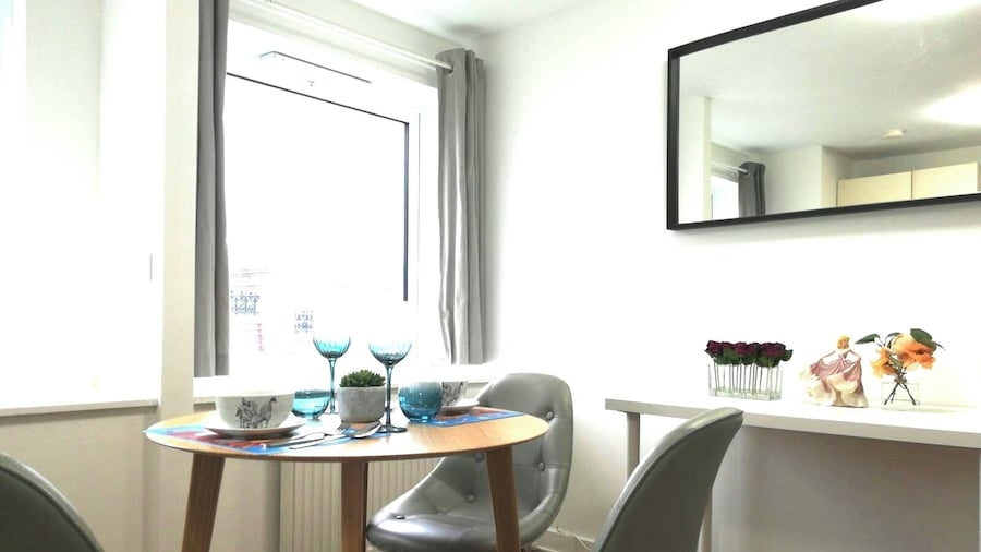 Luxurious Home Tottenham Court Road Charingcross Leicester Square