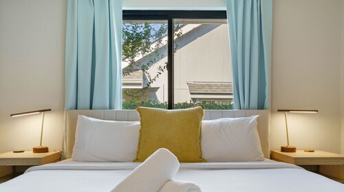 Zephyr Ln xxxxxxxxxx