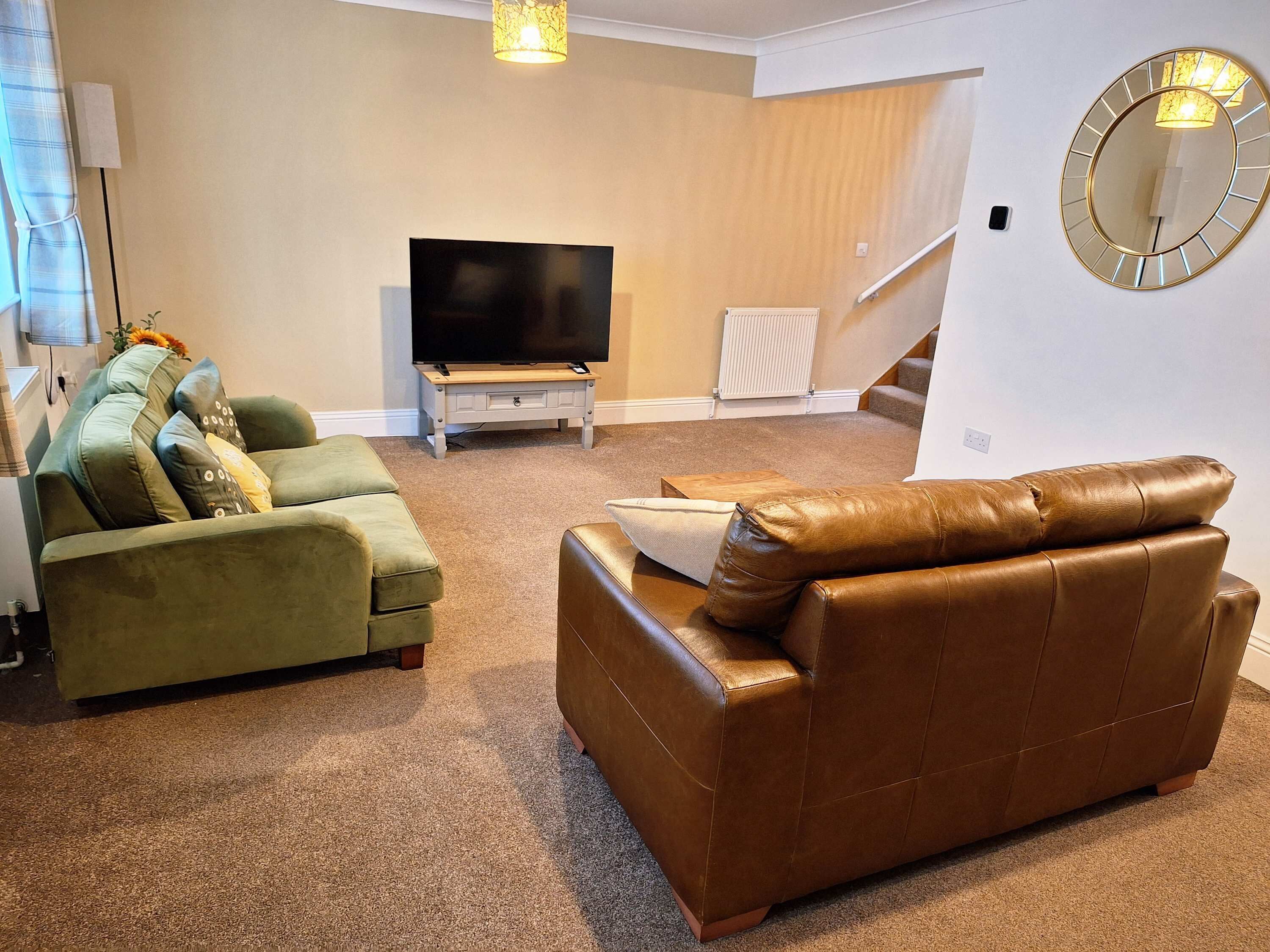 TV, fireplace, offices