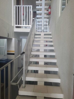Staircase - RESIDENCIAL DE ALUGUEL (Bombinhas)