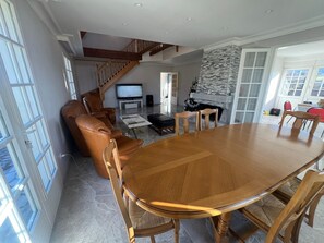 Dining - COZY HOME (Plateau d'Hauteville)