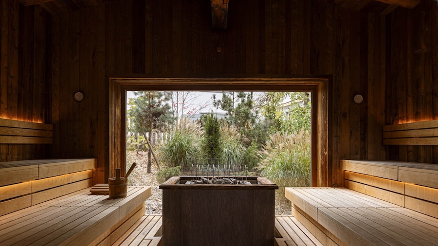 Inviting Chalet With Pool in Tyrol