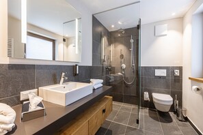 Chalet | Bathroom | Hair dryer - Inviting Chalet With Pool in Tyrol (Ehrwald)