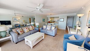 TV - Beach House 304B Gulf Front 1 BR with Seasonal Beach Service for 2 (Miramar Beach)