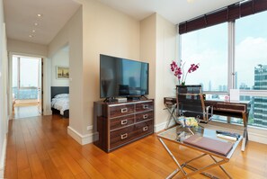 2 bedrooms, desk, iron/ironing board, travel crib