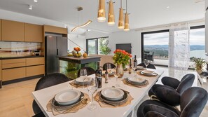 تناول الطعام