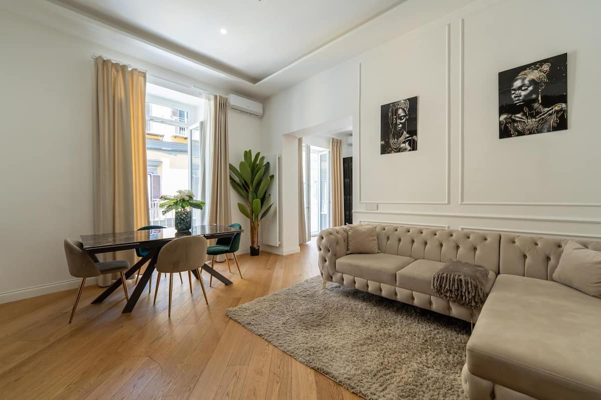 Luxury Apartment, City View | Living area