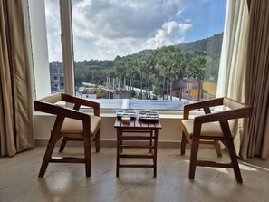 Deluxe Double Room, City View | City view - Ellora Hotel (Tiruvannamalai)