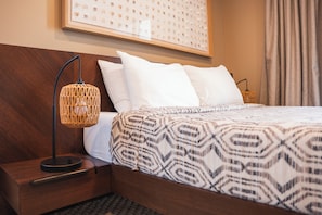 1 bedroom, iron/ironing board, free WiFi, bed sheets - Newly Renovated! Guest Suite Sleeps 4 (Put-in-Bay)