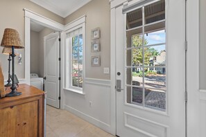 Interior - 4BR Beach Bungalo Free Golf Cart~4BD4BA~SanDestin cottage~Pool~Tram (Miramar Beach)