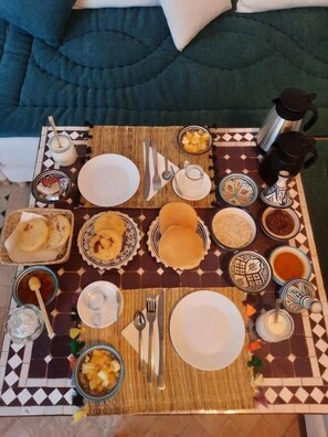 Breakfast meal