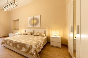 Departamento Deluxe, balcón | 1 habitación, escritorio y espacio para trabajar con laptop 