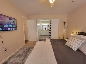 3 chambres, fer et planche Ă repasser, Wi-Fi, draps fournis