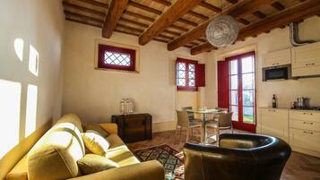 Villa | Living room | Fireplace