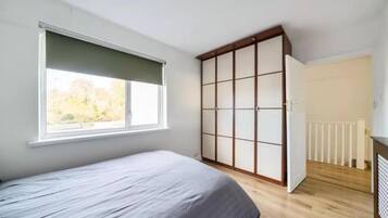 Apartment | 2 bedrooms, iron/ironing board, free WiFi, bed sheets