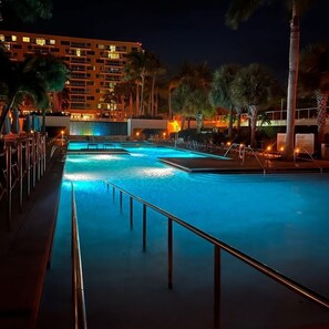 Pool - Marriott's Crystal Shores 2BR 2BA Villa, Pool View Balcony Dec 6-13 (Marco Island)