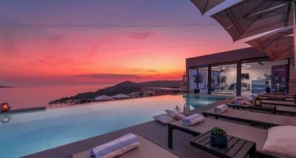 Villa Poco Loco-Serenity Apartment with Sea View
