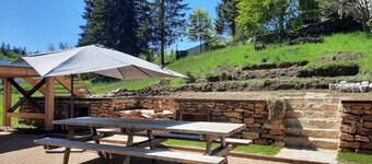 Large apartment in village center with direct access to ski and hiking trails
