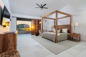 5 bedrooms, free WiFi, bed sheets