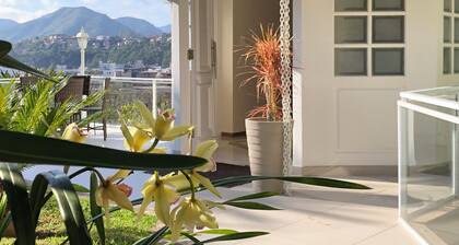 COZY HOUSE WITH POOL AND COMPLETE LEISURE.