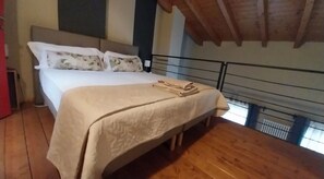 Căn hộ | 2 phòng ngủ, trang bị nội thất với thiết kế riêng biệt 