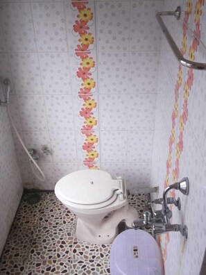 Standard Room, City View | Bathroom | Shower, towels, soap - ANNAPURNA GUEST HOUSE (Nagpur)