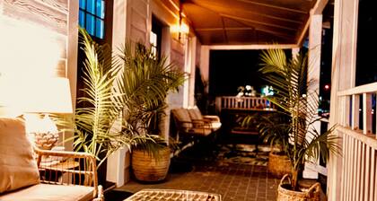 Firepit,gated courtyard walk to everything