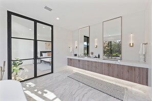 5 Schlafzimmer, WLAN, Bettwäsche