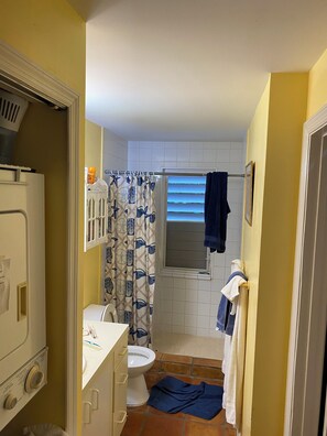 Håndklæder, Sæbe, Toiletpapir