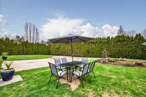 Exterior - Joyful Kirkland Home, Near Beach, Hot Tub & AC (Kirkland)