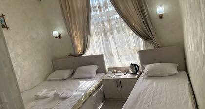 GREEN Hotel